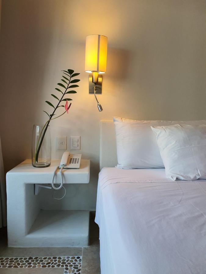 Lydmar Boutique Hotel Zihuatanejo Buitenkant foto