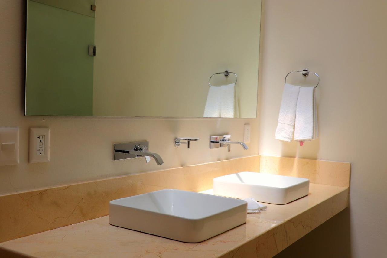 Lydmar Boutique Hotel Zihuatanejo Buitenkant foto